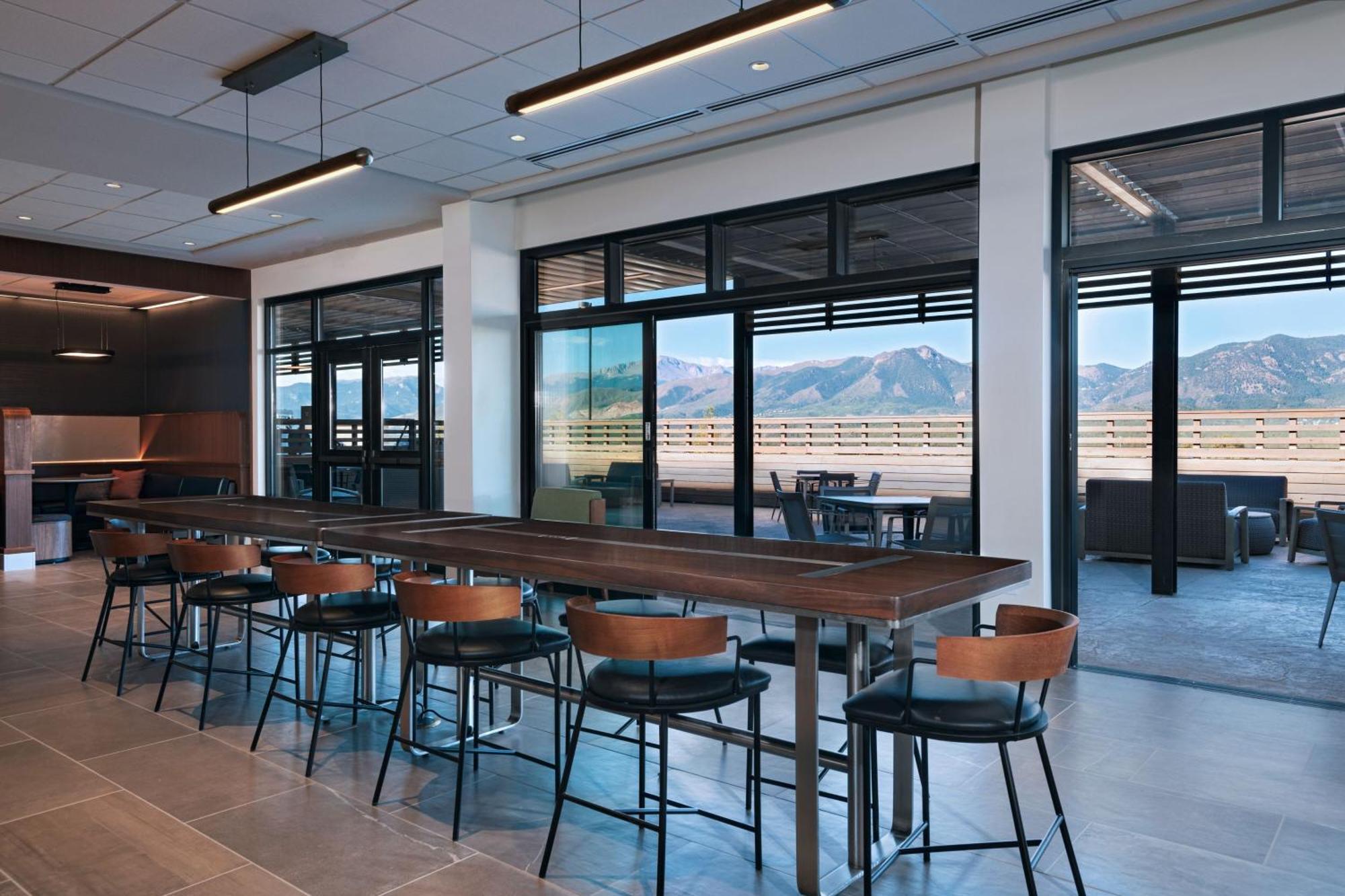 Hotel Courtyard By Marriott Colorado Springs North, Air Force Academy Exterior foto